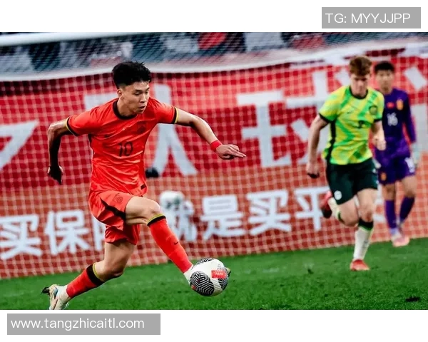 中国足球新星崛起：聚焦行足球球员的成长与未来发展趋势